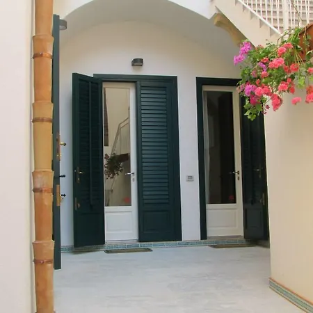 Guest house Casa Marsalia *